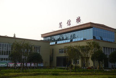 重庆市立信职业教育中心-校园一角