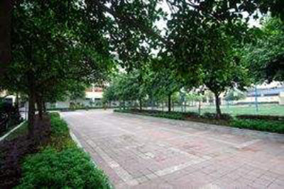 重庆市聚英技工学校-校园一角