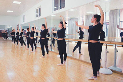重庆舞蹈学校-基础训练